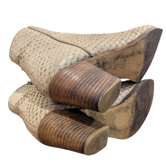 Ann Tuli - Women's Leather "Snakeskin" Zip Up Booties w heels - Size 38 - Picture 9 of 14